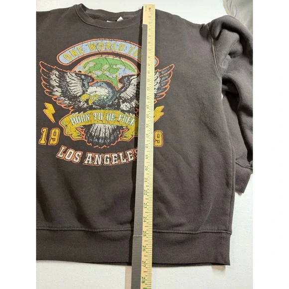 Born To Be Free One World Tour 1989 Sweatshirt Size Large‎ - Picture 5 of 6